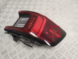 Polestar 2 II (2021–2026) Eckleuchte hinten 31108941 - 6