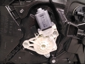 Volkswagen ID.4 I (2020–2026) Front door window regulator 11A837401C - 2