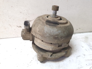 AUDI A8 D3 (2002–2010) Engine mount 4E0199381 - 3