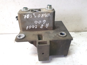 Power steering pump bracket - 07D145879F