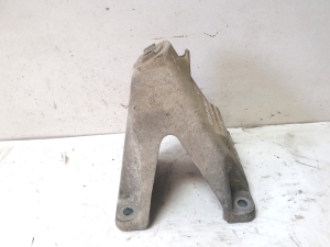 AUDI A8 D3 (2002–2010) Mootori kinnitus 4E0199307BJ - 4