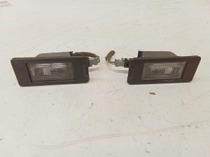 License plate lights - 13590043