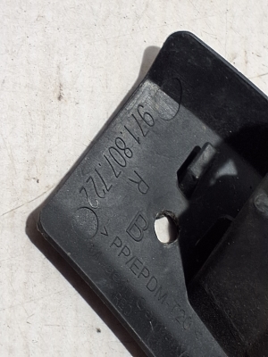 Porsche Panamera 971 (2016–2026) Halter Scheinwerferwaschdüse 971807722 - 2