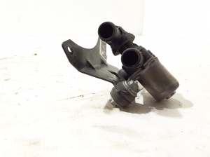 Porsche Panamera 971 (2016–2026) Auxiliary water pump 5Q0906475C - 3