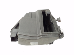   Kaitsmekarbi korpus kapoti all  - A1715400124 