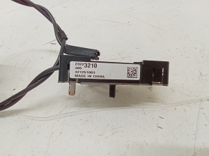 Opel Zafira C (2011–2026) Antenna amplifier 23223210 - 2