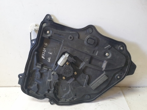Rear side door window regulator - C2357297X