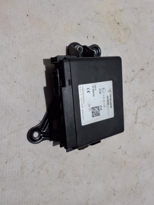   Control unit  - 7PP035620DG 