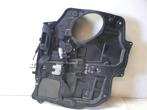 Mazda 5 (2005–2010) Priekšējo durvju logu pacēlājs C2355997X - 3