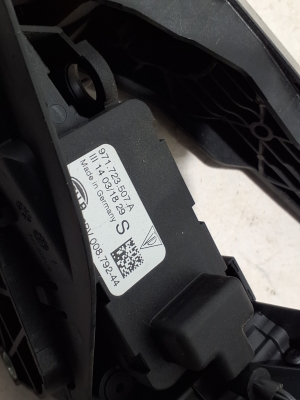 Porsche Panamera 971 (2016–2026) Accelerator pedal 971723507A - 2