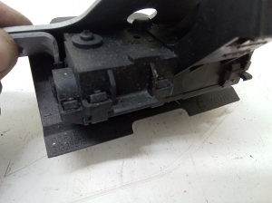 VOLVO V40 (2012–2019) Trunk lid lock 31335870 - 4