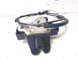 Mazda 5 (2005–2010) Trunk lid lock - 3