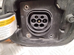 Battery charging port - 91886G5510