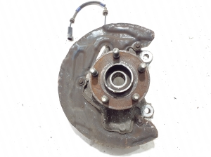 Front wheel hub - 1877654