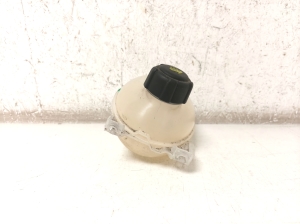 Dacia Duster (2017–2024) Coolant reservoir 217100680R - 4