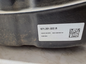 Porsche Panamera 971 (2016–2026) Kütusepaak 971201022R - 3