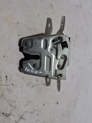 Porsche Panamera 971 (2016–2026) Trunk lid lock 971827447A - 3