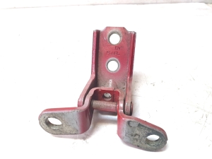 Front door top hinge - 1120102