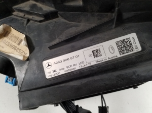 Mercedes Benz GLC-Class 253 (2015–2019) Scheinwerfer vorne A2539065701 - 9
