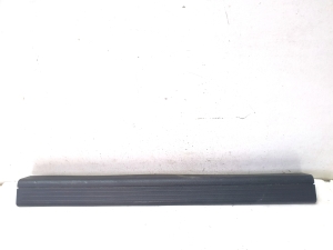 Iekšējā sliekšņa apdare - A2046860036