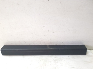 Mercedes Benz C-Class 204 (2007–2014) Inner sill trim A2046860036 - 4