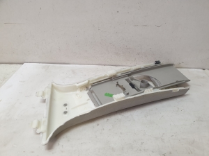 Mercedes Benz C-Class 204 (2007–2014) Keskpiilari siseviimistlus A2046903826 - 4