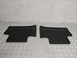 Mercedes Benz A-Class 176 (2012–2018) Fußmatten A1766802400 - 5