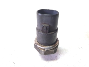 Mazda 5 (2005–2010) A/C condenser sensor L5031B01A06 - 5