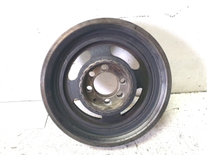 Crankshaft pulley - 