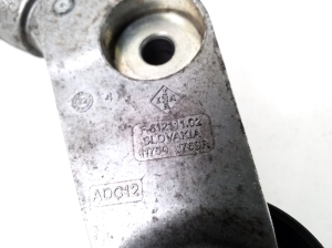 RENAULT Trafic lV (2022–2026) Riemenspanner 117501769R - 2