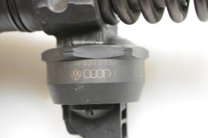 Volkswagen Touran I (2003–2010) Injektor Einspritzdüse 038130073AG - 3