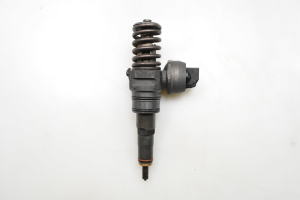 Fuel injector - 038130073AG