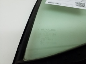 LEXUS IS (2005–2013) Tagumise külgukse kolmnurkklaas 6812453090 - 3
