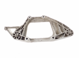 AUDI A7 (2010–2018) Tagumise diferentsiaali kinnitus 8K0599287J - 2