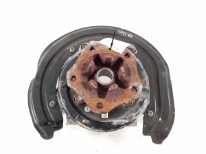 Rear wheel hub - 