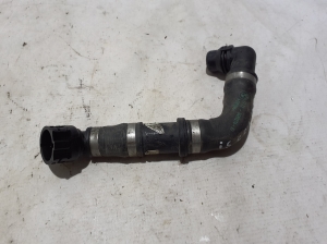 BMW i5 G60 (2023–2026) Jahutusradiaatori voolik 17128490276 - 3