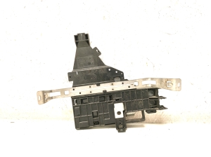 Dacia Duster (2017–2024) Positive cable terminal 241148233R - 4