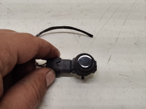 Parkošanās sensors aizmugurē - 9261582