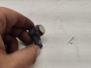 Rear parking sensor - CJ5T15K859