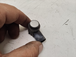 Rear parking sensor - CJ5T15K859