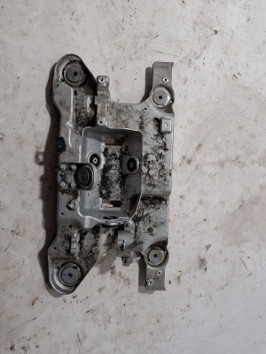   Motorhalter  - 5A270B2 
