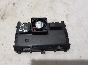 BMW i5 G60 (2023–2026) Telefonilaadija 5A85F48 - 3