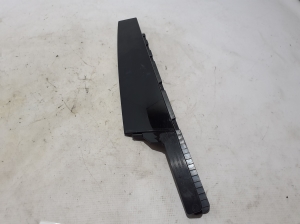 Front door outer window molding - 5A058C4