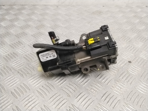 Clutch slave cylinder - 410502B002