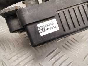 Hyundai Kona (2017–2023) Auxiliary water pump W3K4000 - 3