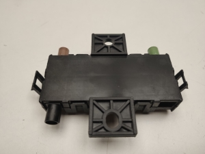 Mercedes Benz EQC N293 (2019–2026) Antenne a2389055000 - 3