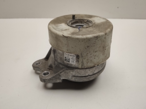 Mercedes Benz EQC N293 (2019–2026) Engine mount A2932400200 - 3