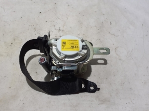 BMW i5 G60 (2023–2026) Tagumine turvavöö 72115A54E04 - 3