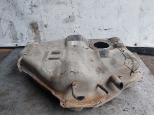 Mazda 5 (2005–2010) Fuel tank - 2