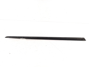 Porsche Cayenne (92A) (2017–2026) Windshield pillar outer molding 9Y3854328 - 2